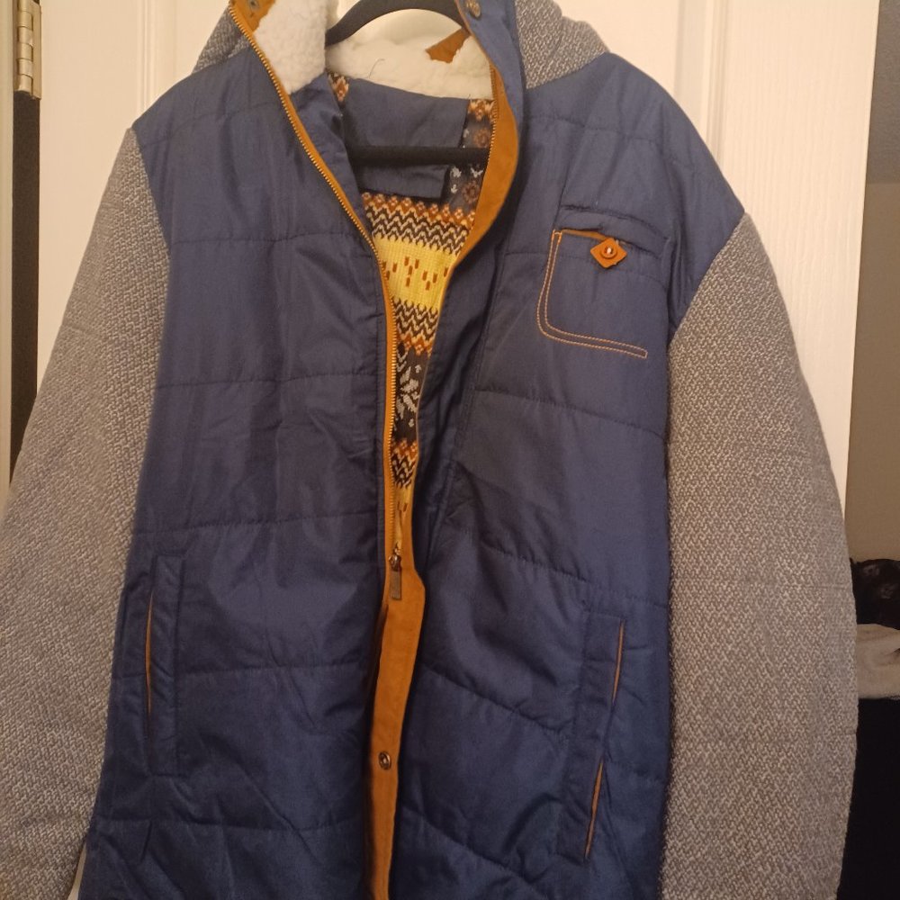 Men's hooded jacket